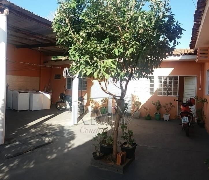 Conjunto Comercial-Sala à venda com 10 quartos, 350m² - Foto 2