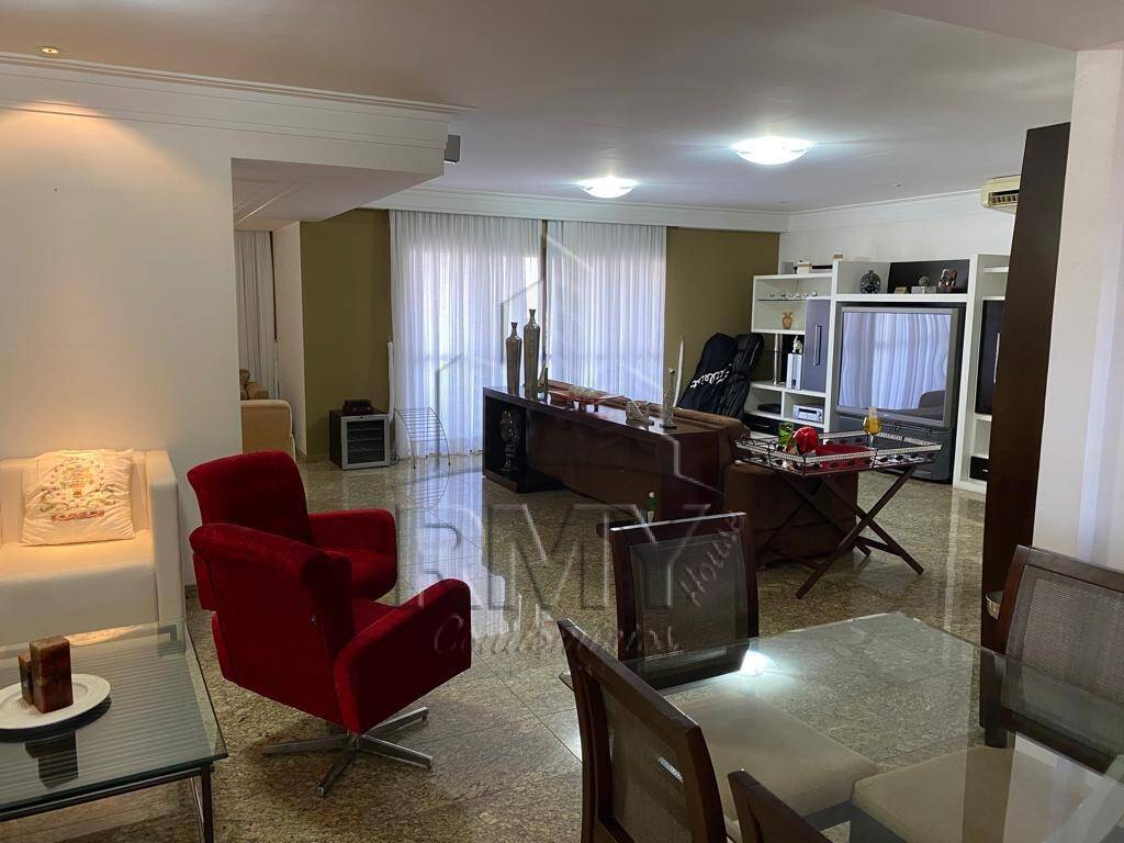 Apartamento à venda com 2 quartos, 240m² - Foto 1