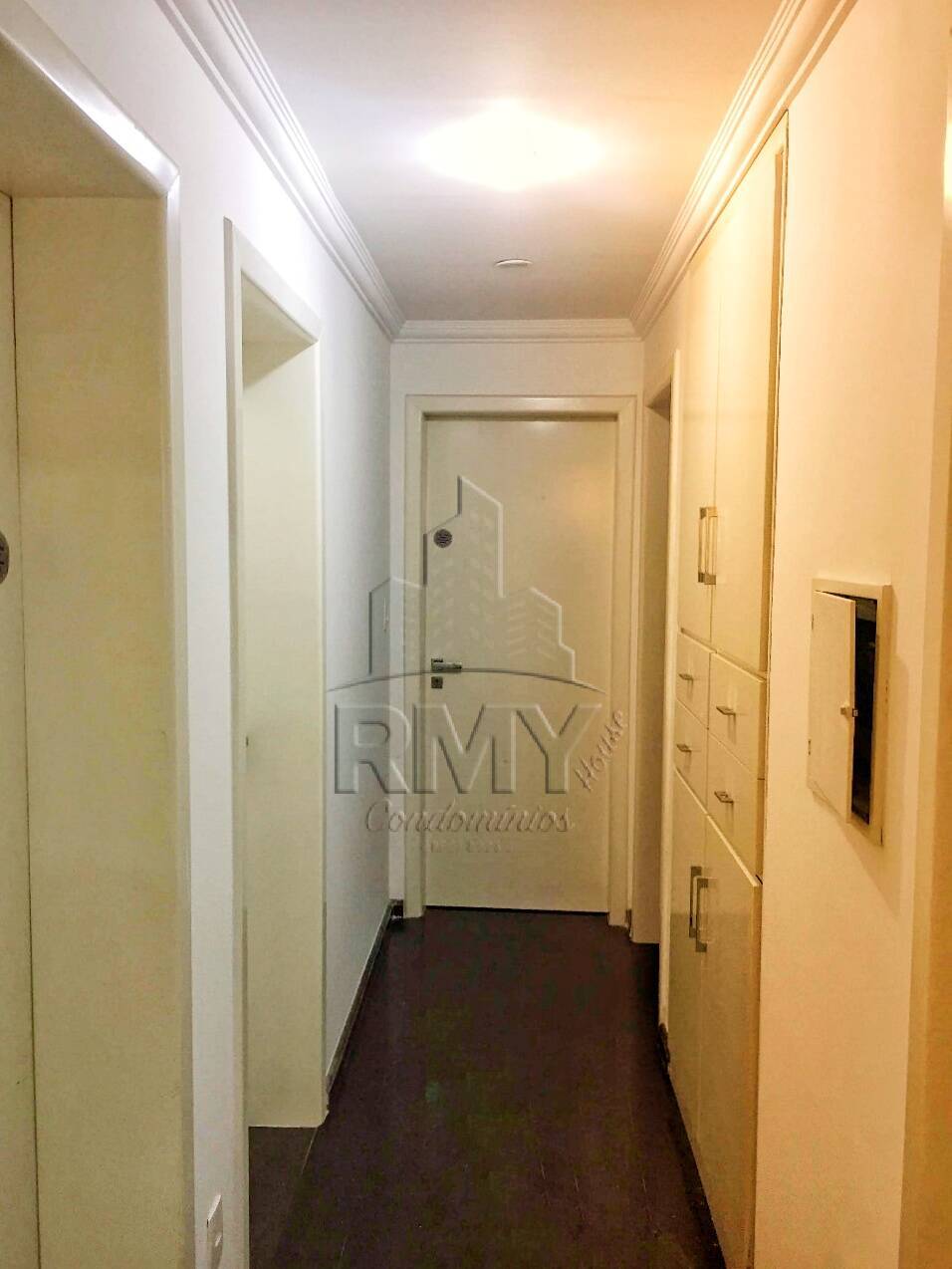 Apartamento à venda com 4 quartos, 235m² - Foto 10