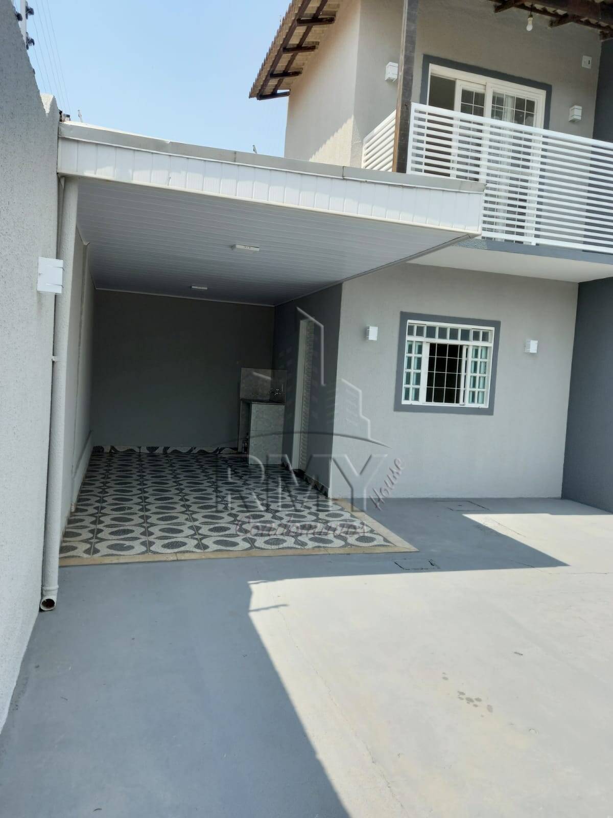 Casa à venda com 2 quartos, 74m² - Foto 2