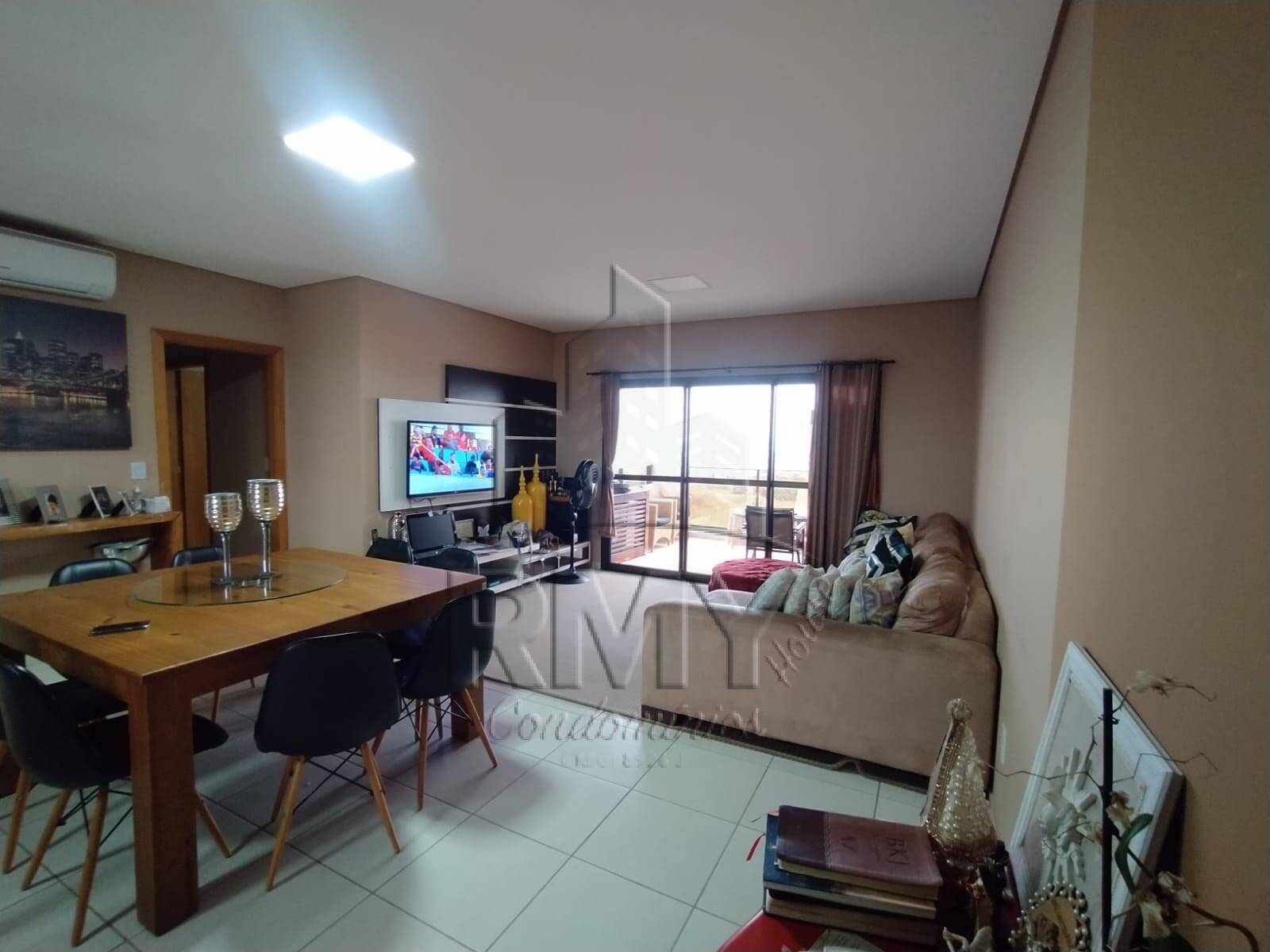 Apartamento à venda com 3 quartos, 123m² - Foto 3