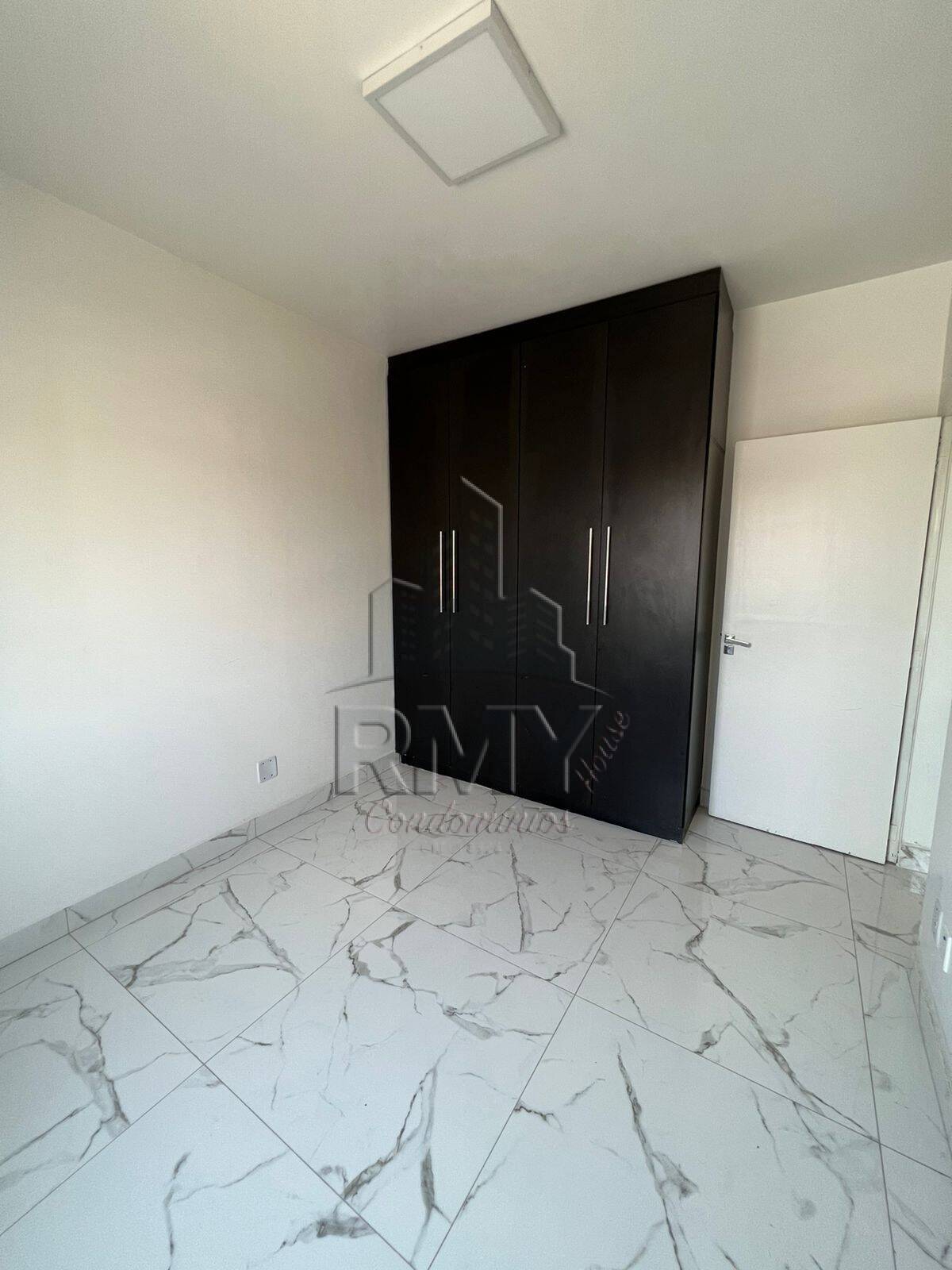 Apartamento à venda com 2 quartos, 70m² - Foto 10