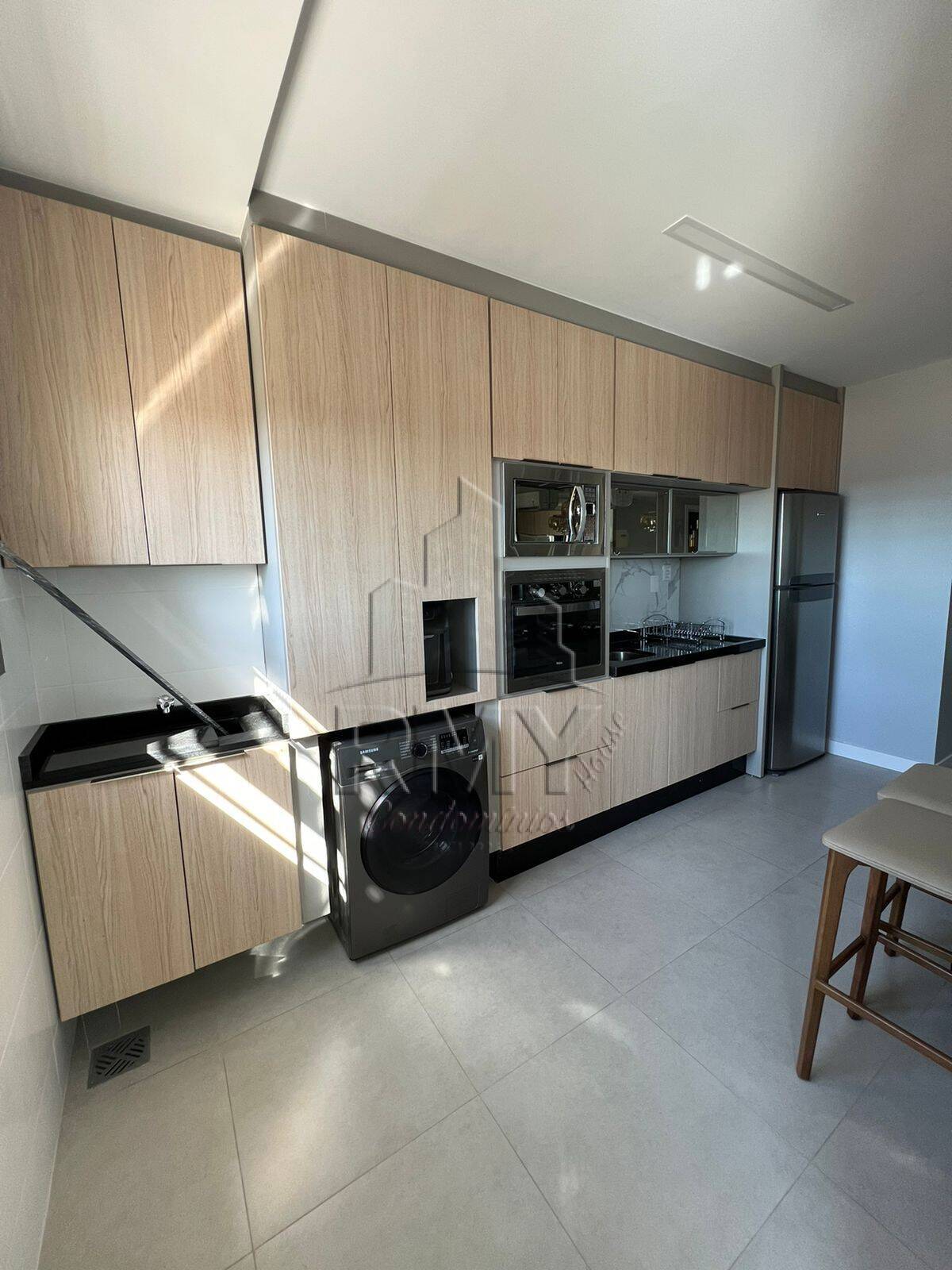 Apartamento à venda com 3 quartos, 89m² - Foto 3