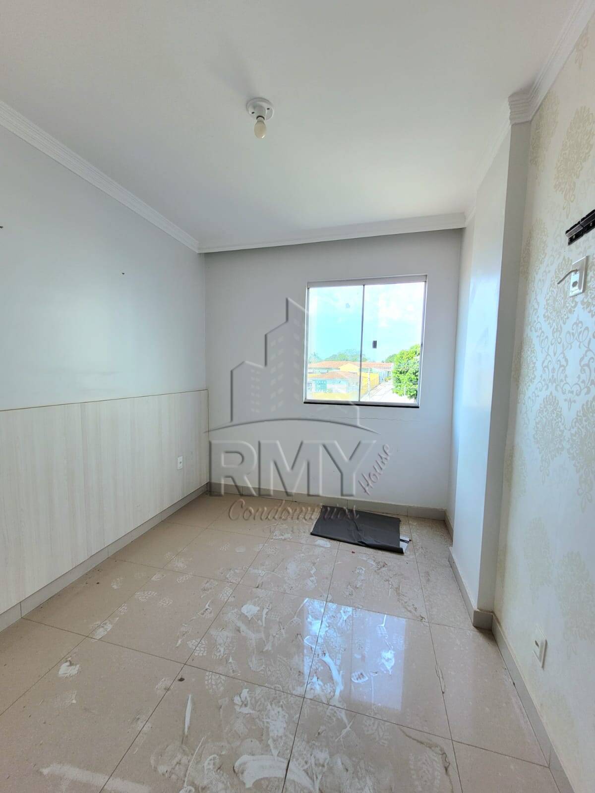 Apartamento à venda com 3 quartos, 65m² - Foto 4