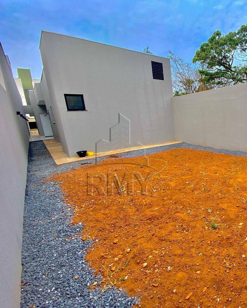 Casa à venda com 3 quartos, 105m² - Foto 19