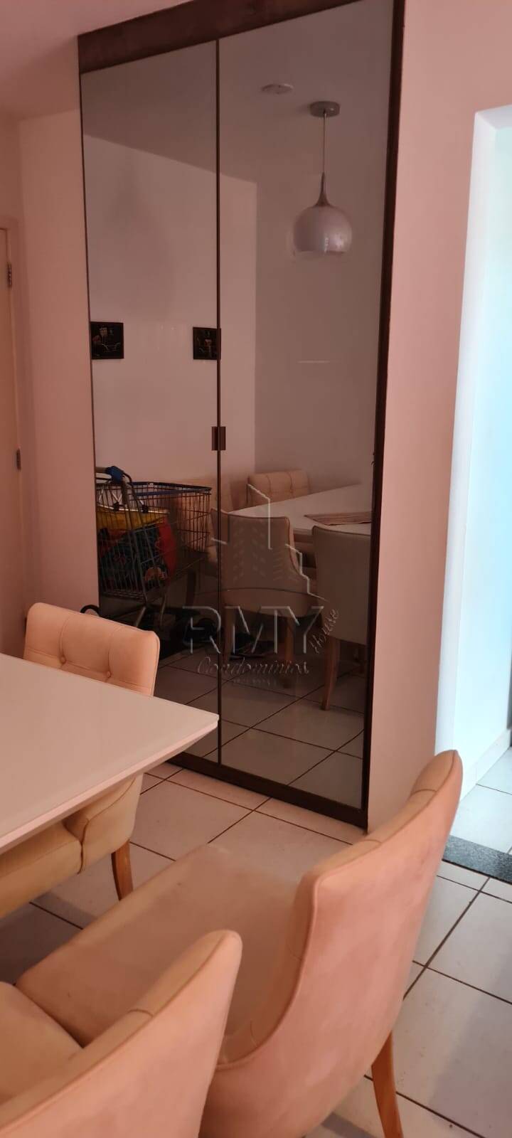 Apartamento à venda com 3 quartos - Foto 4