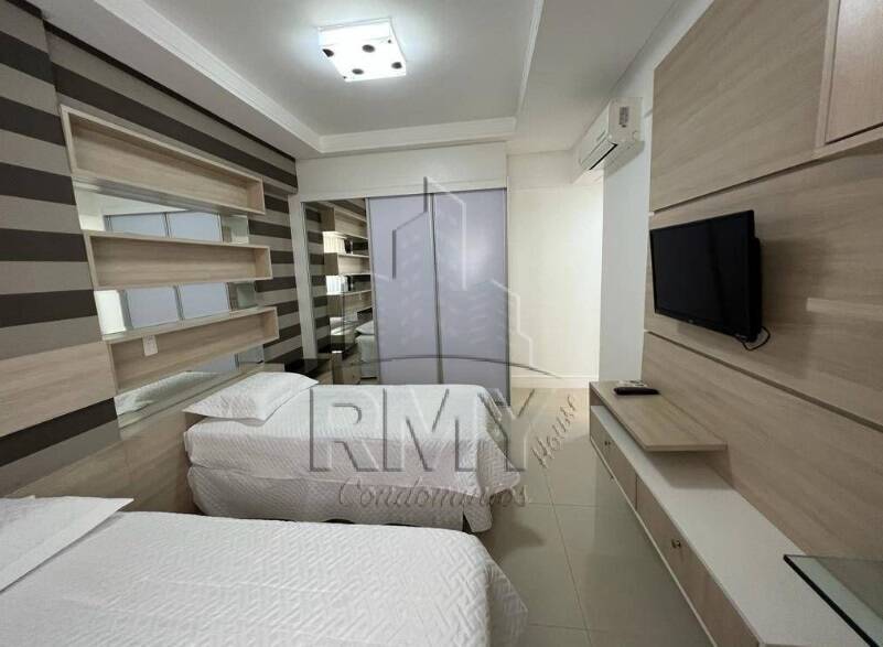 Apartamento à venda com 3 quartos, 140m² - Foto 14