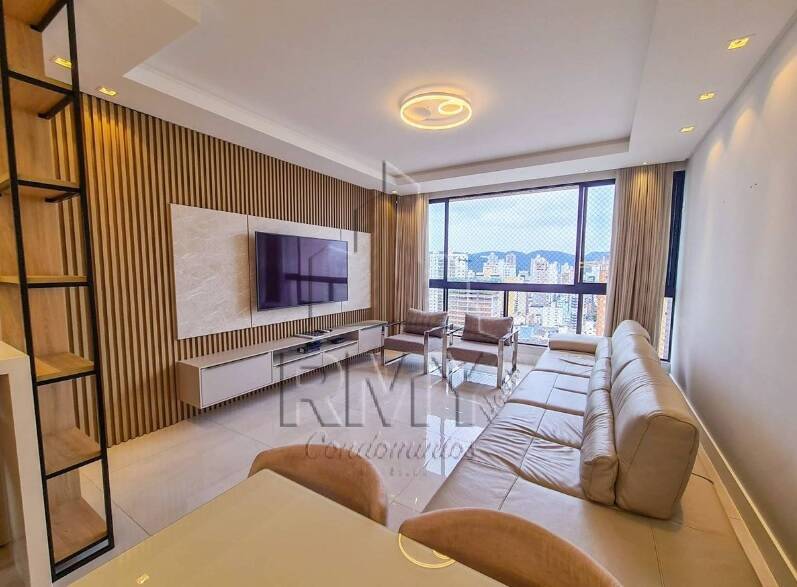 Apartamento à venda com 4 quartos, 133m² - Foto 2