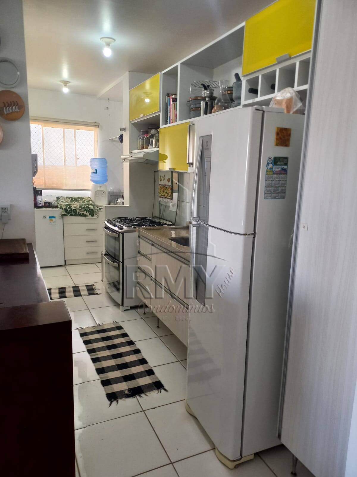 Apartamento à venda com 3 quartos, 78m² - Foto 3