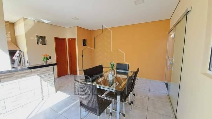 Casa à venda, 196m² - Foto 2